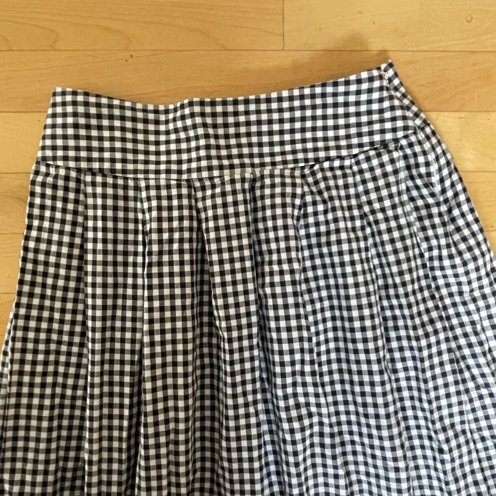 Black and White Gingham Pleated Maxi Skirt - Picture 2 of 6